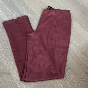 Tuckernuck Pomander Place Sloan Leggings (suede like split pant - size L)